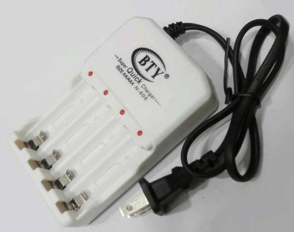 ชุดชาร์จ BTY รุ่น N-606 Charger ชาร์จถ่าน AA, AAA ชาร์จได้พร้อมกัน 4 ก้อน ปลอดภัย เนื่องจากใช้กระแสไฟอ่อนๆในการชาร์จเท่านั้น